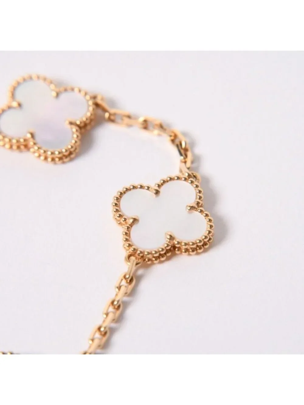 Van Cleef & Arpels brand van